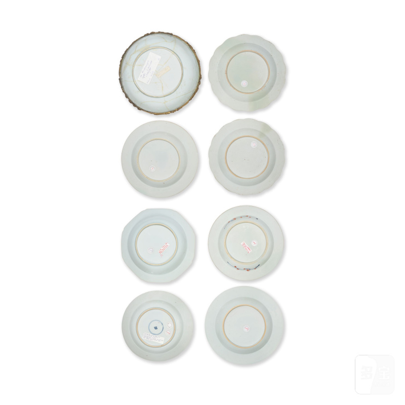 清雍正至乾隆 青花及粉彩盤一組八件 | A COLLECTION OF BLUE AND WHITE AND FAMILLE ROSE DISHES - 图2